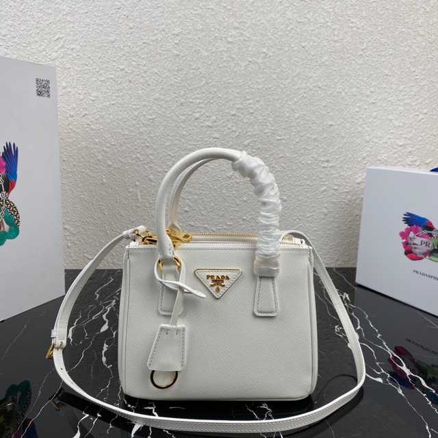 1BA906 Prada 20