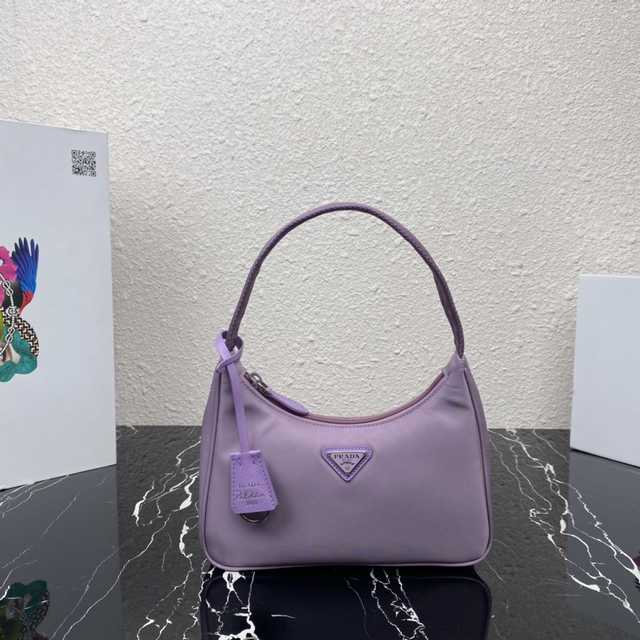 1NE515 Prada 23