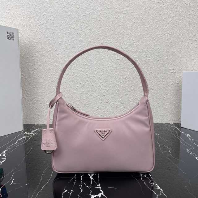 1NE515 Prada 23