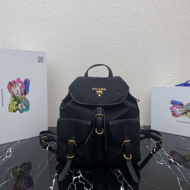 1BZ677 Prada 28