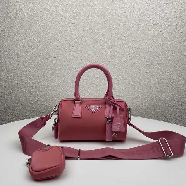 1BB846 Prada 20