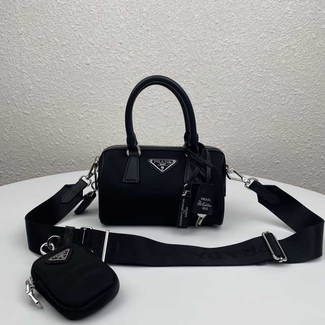1BB846 Prada 20