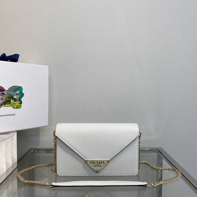 1BD318 Prada 21