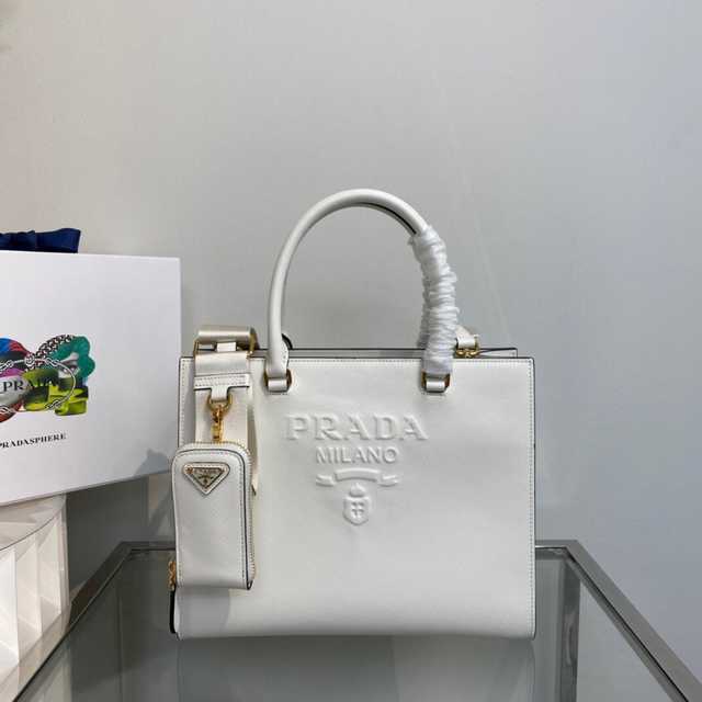 1BA337 Prada 28