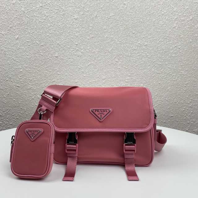 2VD034 Prada 22