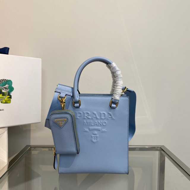 1BA333 Prada 19