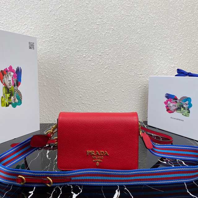 1BD102 Prada 20