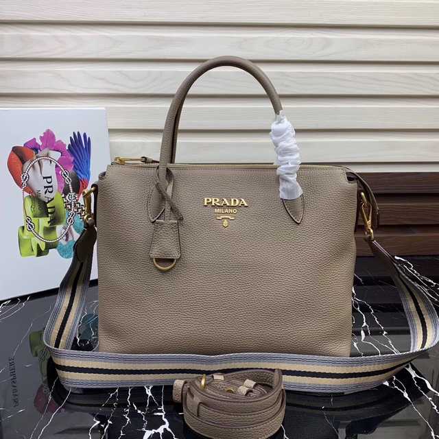 1BA157 Prada 31