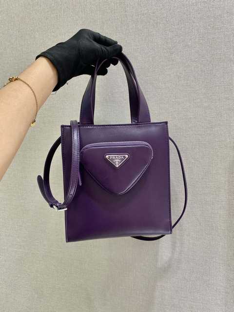 1BG418 Prada 22
