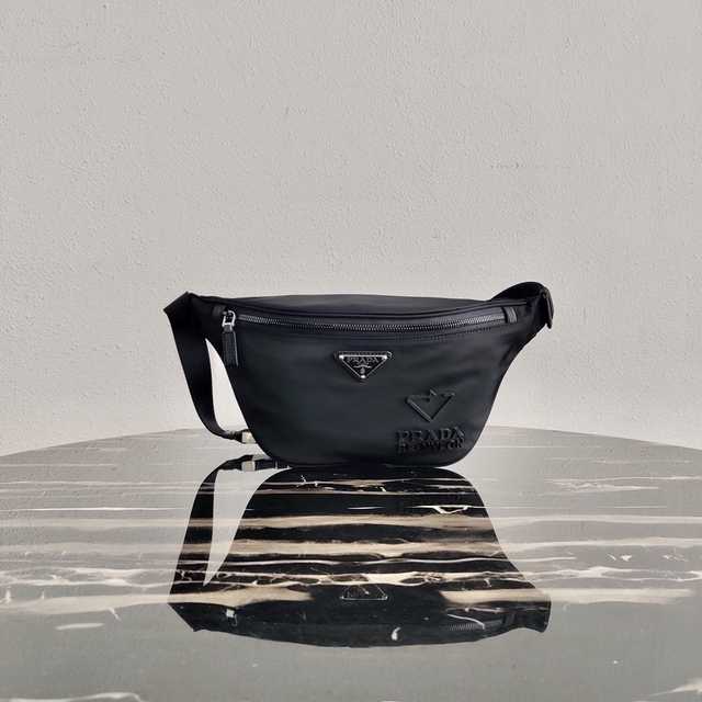 2VL033 Prada 33