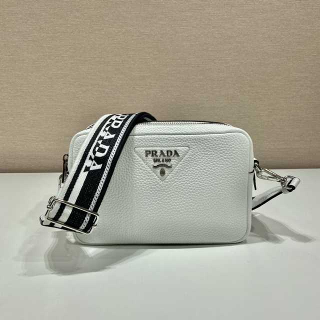 1BD082 Prada 22
