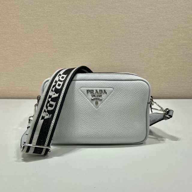 1BD082 Prada 22