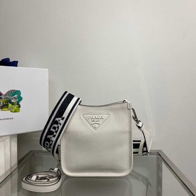 1BH191 Prada 20