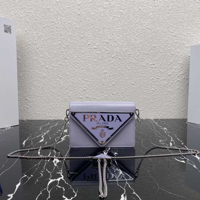 1BH189 Prada 17