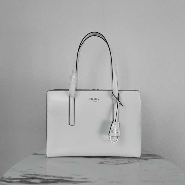 1BA350 Prada 30