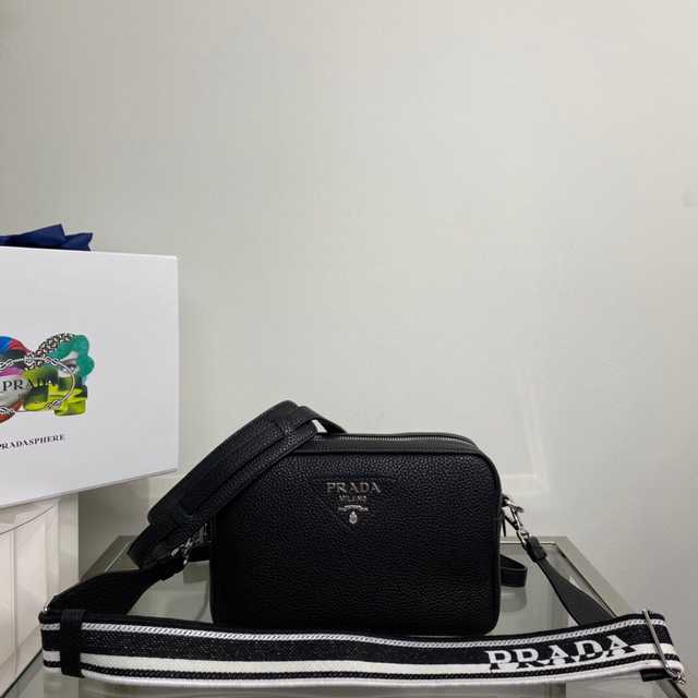 1BH082 Prada 22