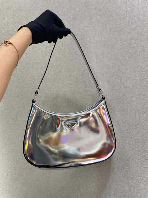 1BC499 Prada 27