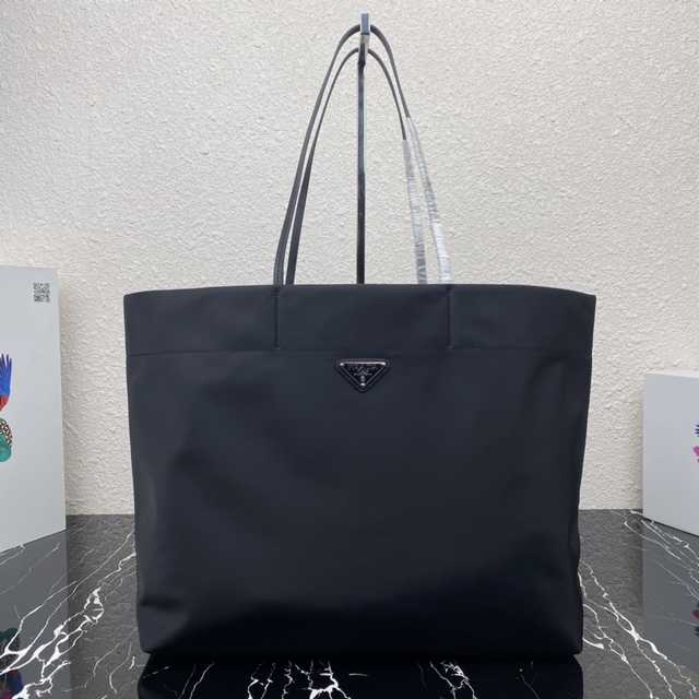 1BG107 Prada 40