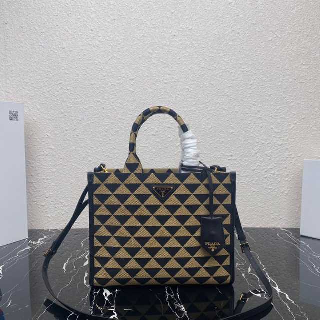 1BA354 Prada 28
