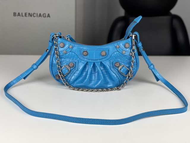 BA702 Le Cagole 21 Rhinestone