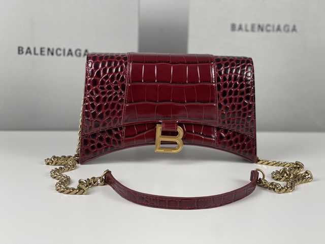 BA198 Hourglass Chain Bag 22