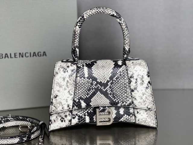BA127 Hourglass 23 Python texture