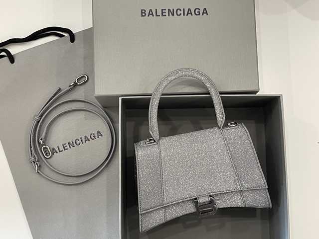 BA127 Hourglass S 23 Matte Silver