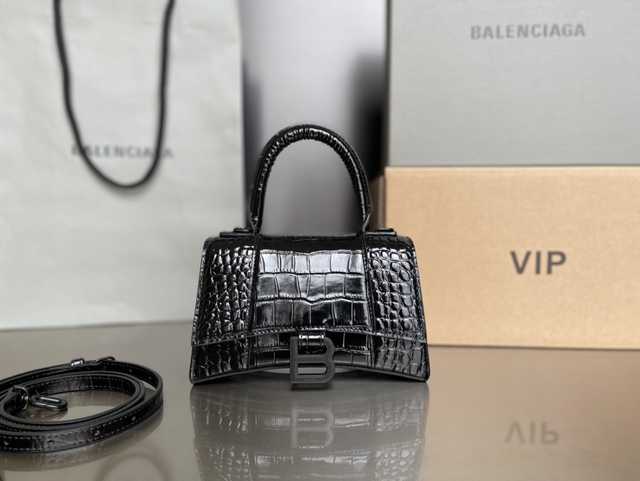 BA127 Hourglass XS 19 Alligator texture