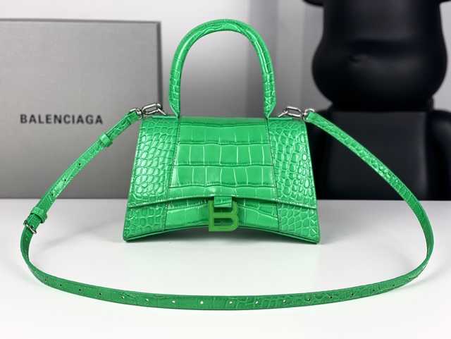 BA127 Hourglass S 23 Alligator texture