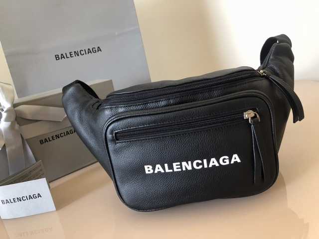 BA402 Waist Bag 25