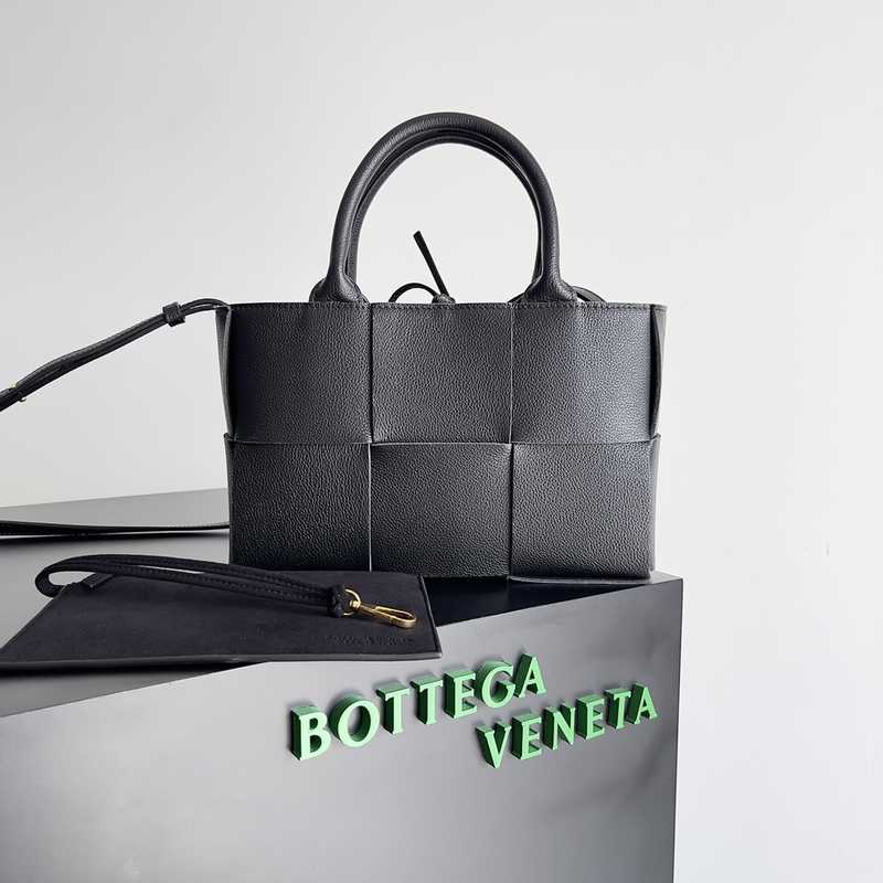 Mini Tote 25 709337