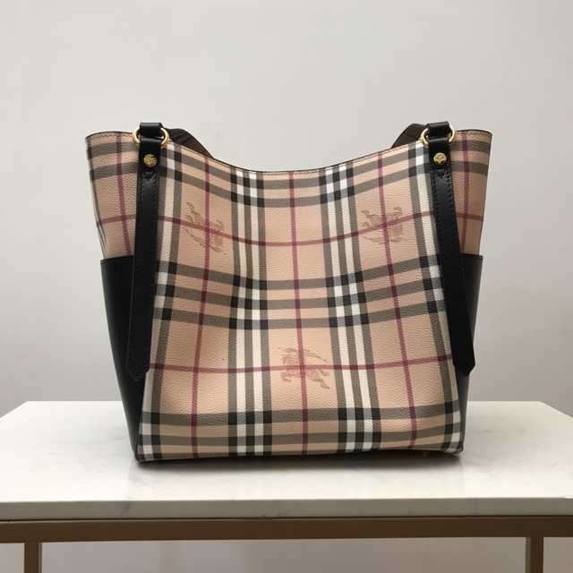 Burberry Tote 27