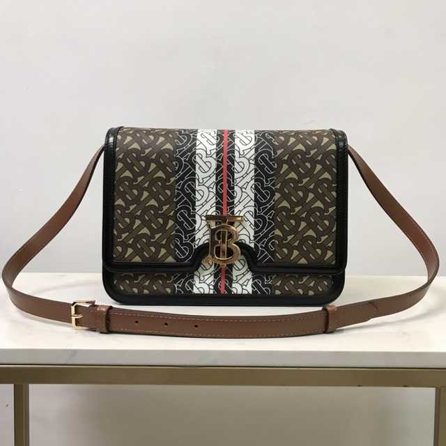 80193371 Burberry 25