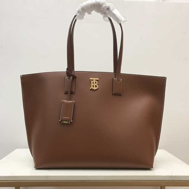 80525031 Burberry 34