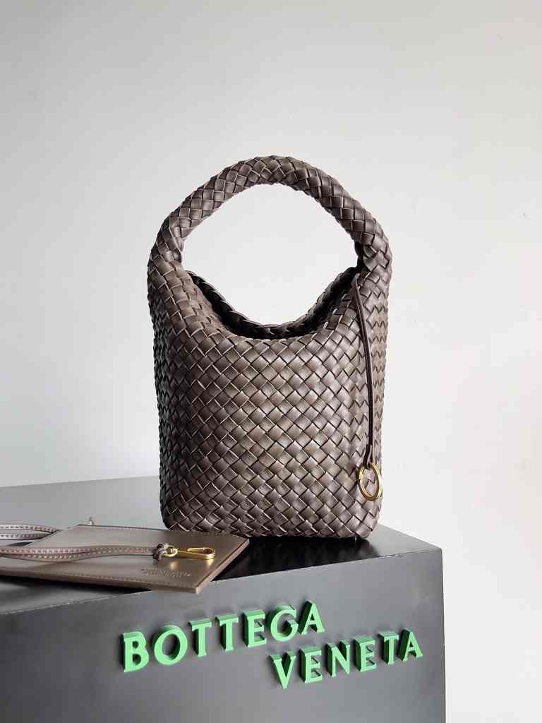 753172 Cabat Bucket 35