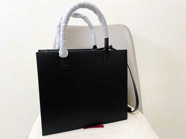 Garavani VLogo 1052 31