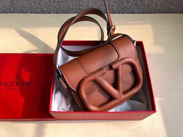 Garavani Maxi 1011s 18