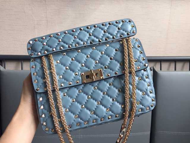 0123m valentino 24