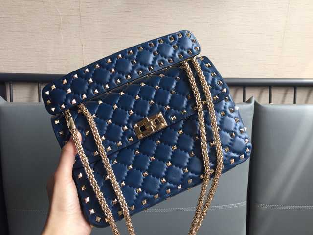 0123m valentino 24
