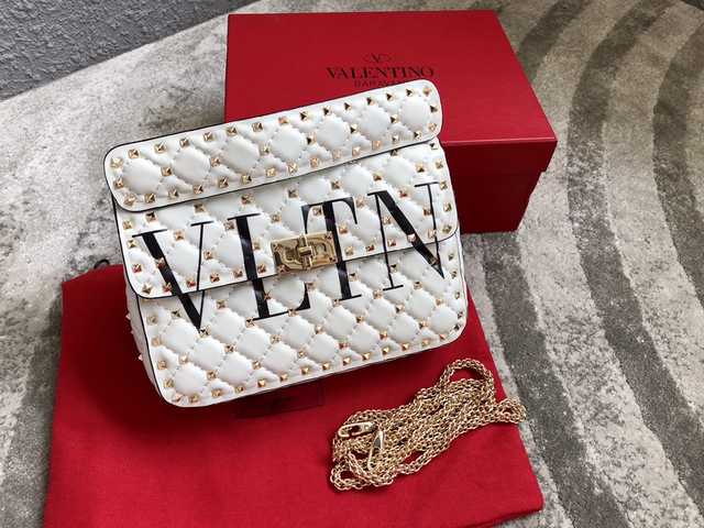 0123m valentino 24