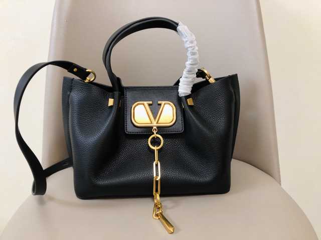 Garavani Escape 0099 31