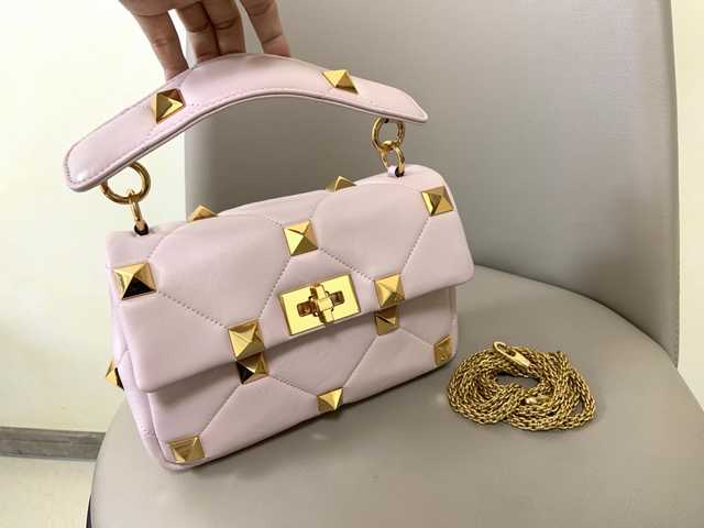 Garavani Roman Stud 0188 24