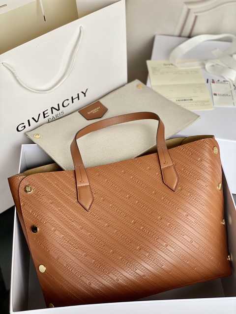 Bond Intaglio Tote 43