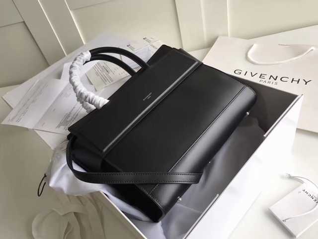 6602 Horizon Briefcase 27