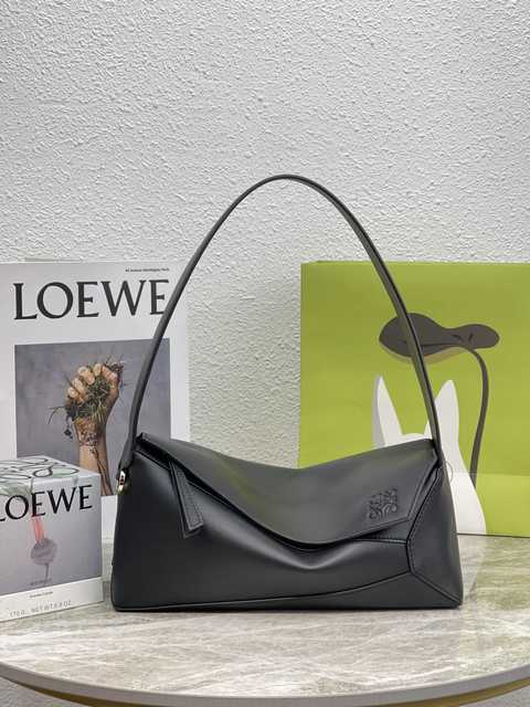Loewe 29