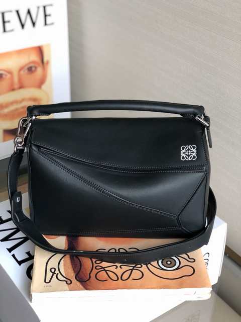 Loewe 29