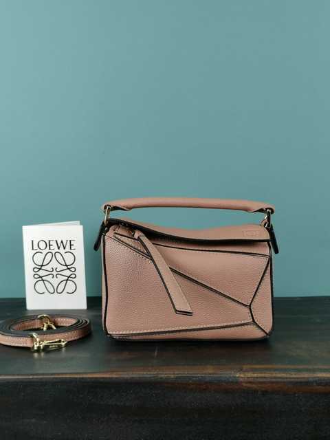 Loewe 18