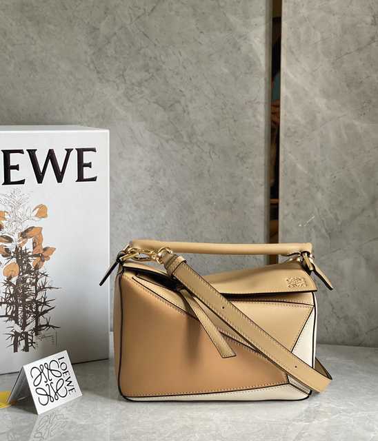 Loewe 24