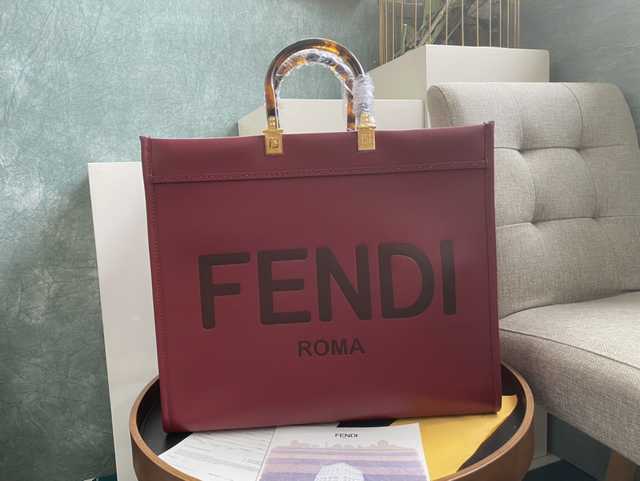 372M108 Fendi 40.5