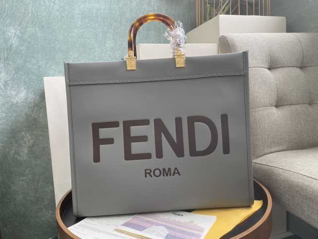 372M108 Fendi 40.5